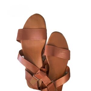 Munro Tan Leather Sandals with Geometric Straps